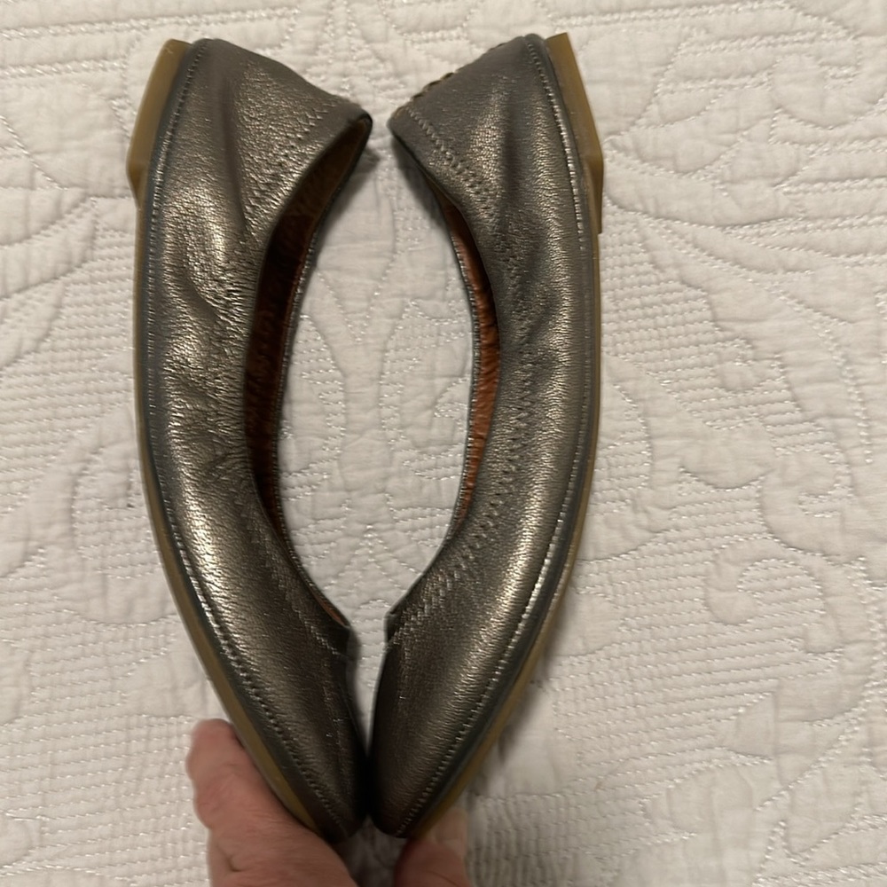 Lucky Brand Pewter Flats New - Picture 6 of 7